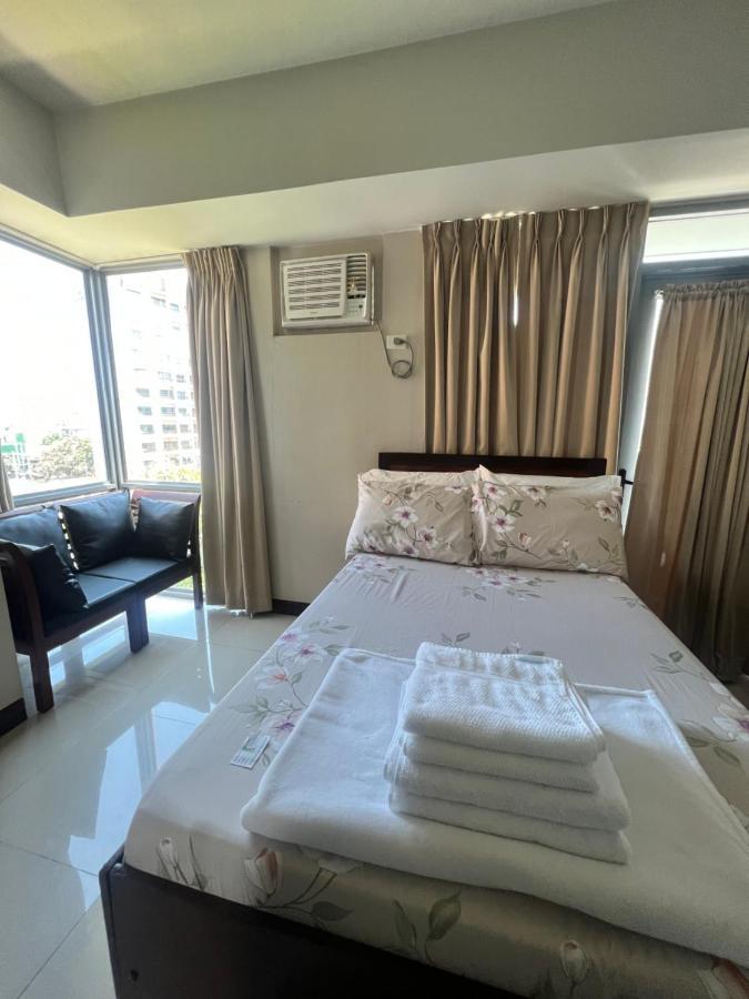 Manhattan Heights Tower D Aparthotel Manila Exteriör bild