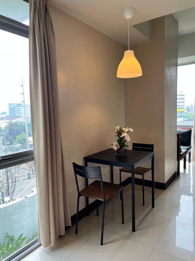 Manhattan Heights Tower D Aparthotel Manila Exteriör bild
